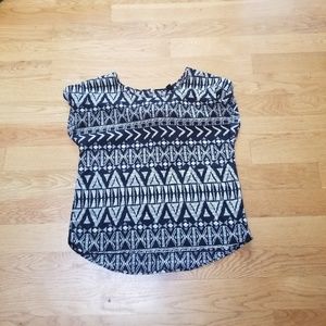 Forever 21 Aztec Print blouse size L